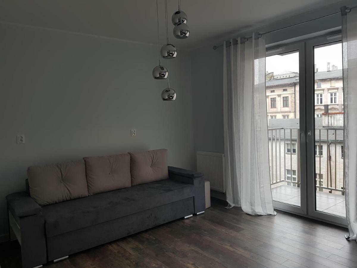 Apartamenty Strzelecka Poznan Luaran gambar